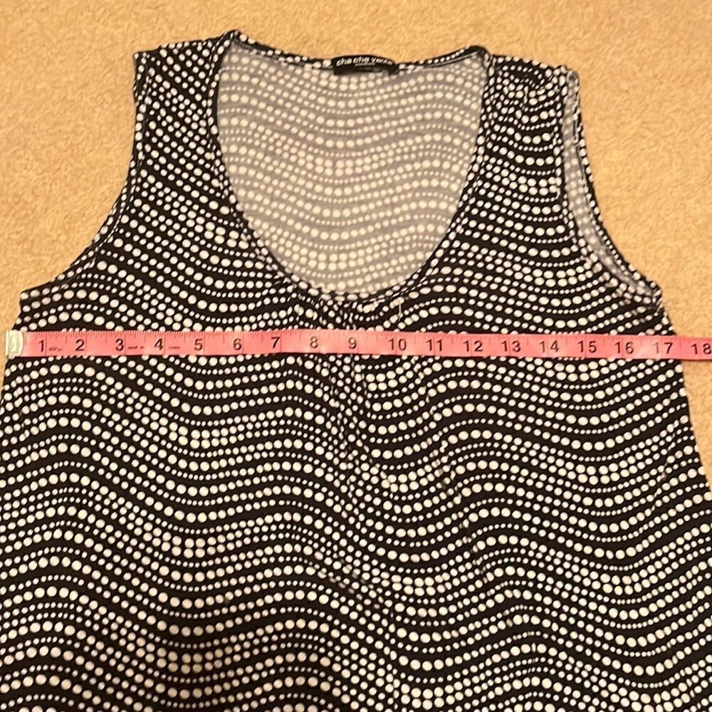 𝅺CHA Cha Vente Navy and Cream Sleeveless Blouse with Lace Trim.  Size Medium - Picture 5 of 9